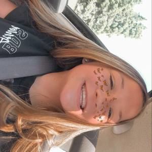 Meet your Posher, Cloey